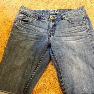 Guess Jean shorts Size 29